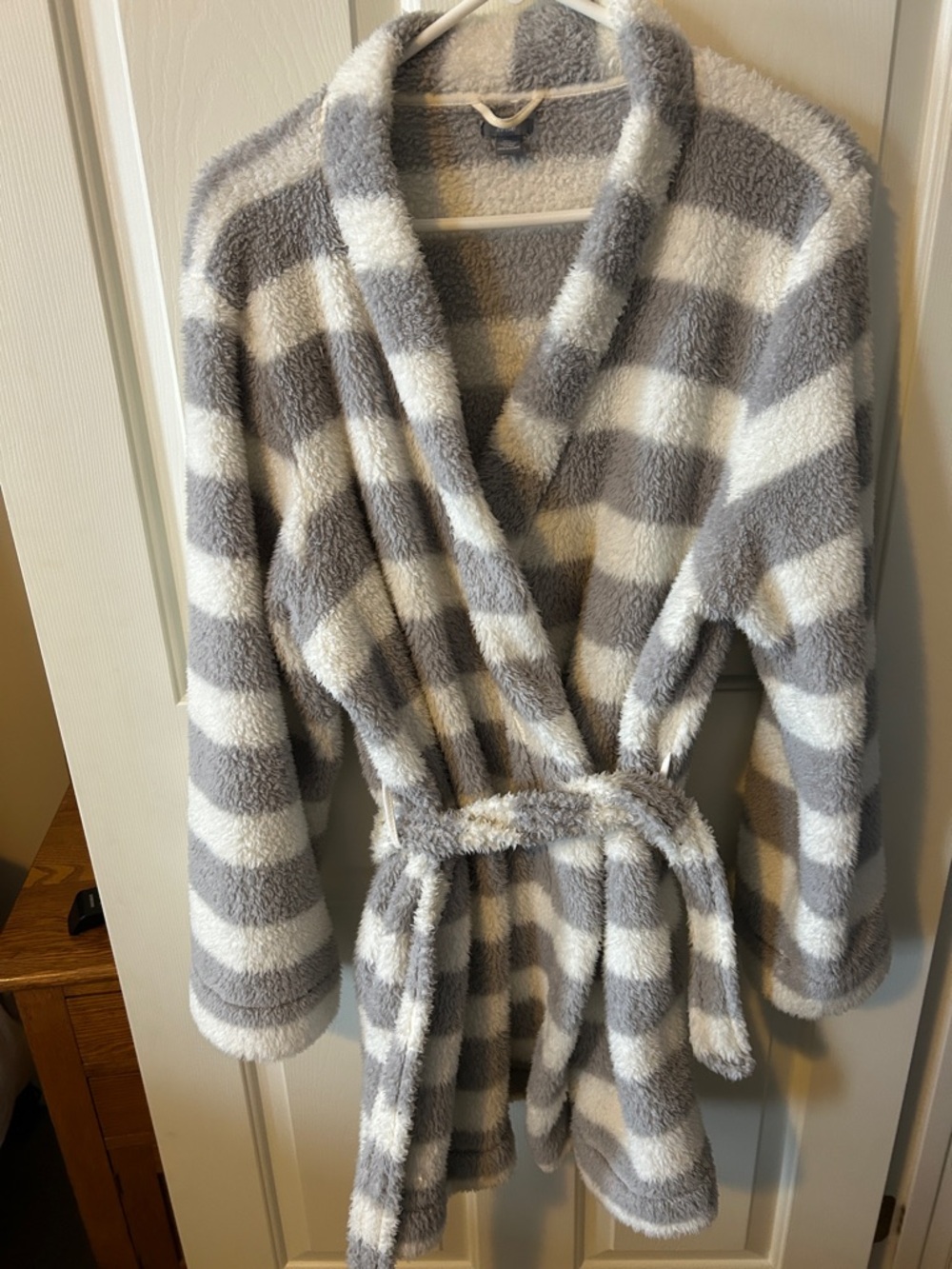 aerie Plush Shawl-Collar Robe in Gray and White Stripes